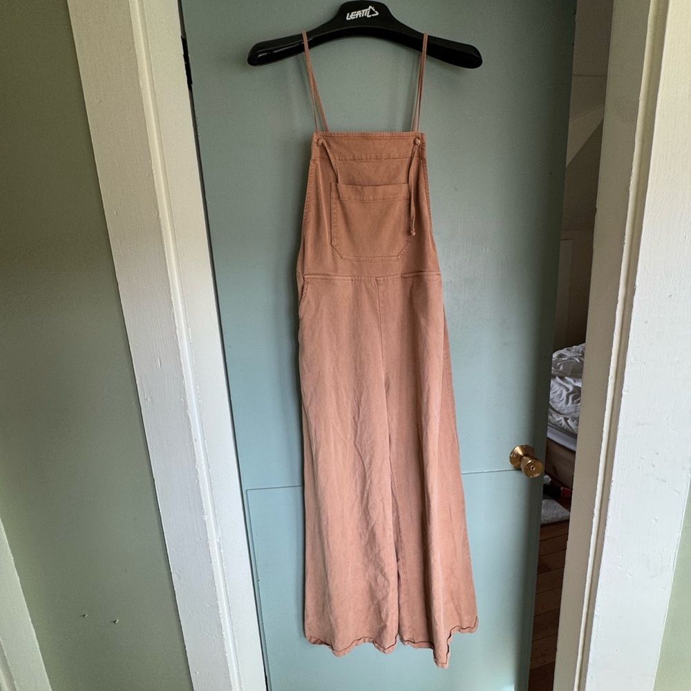 Peach Sleeveless Jumpsuit